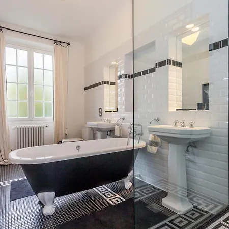 Вілла Arty Miramar - 3 Etoiles - Welkeys Біарріц